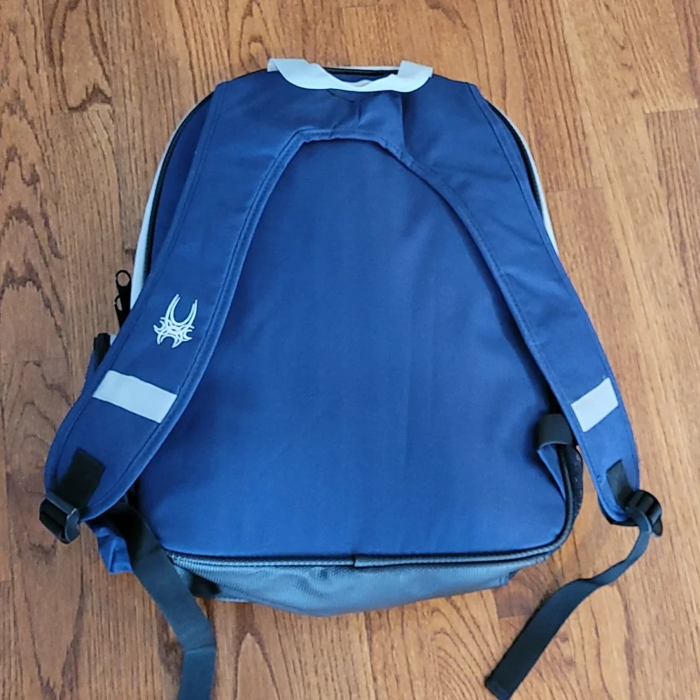 Highroad Unisex 3 Compartment Heavy Duty Hiking Backpack with Blinking Light